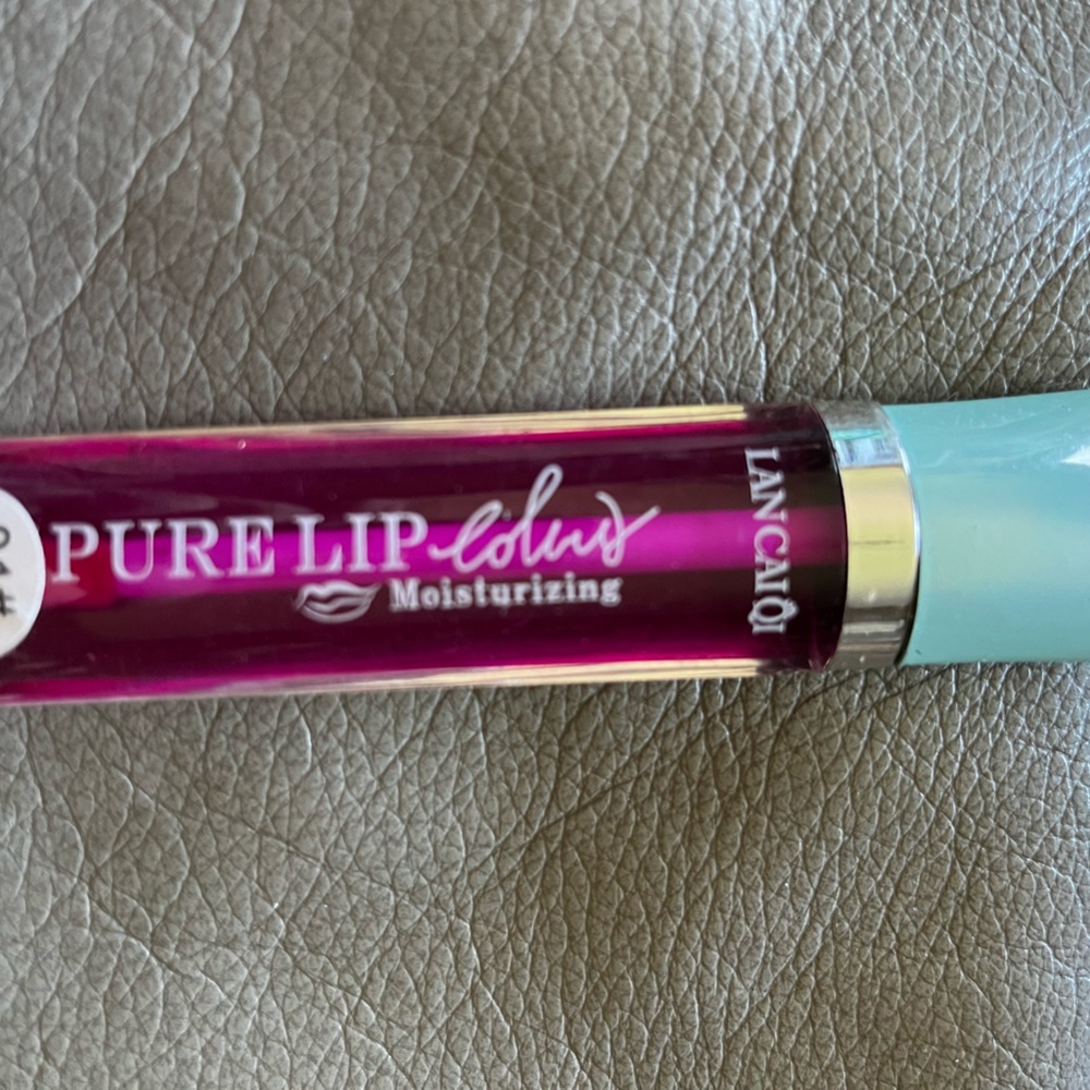 Lip moisturizer 5/$10